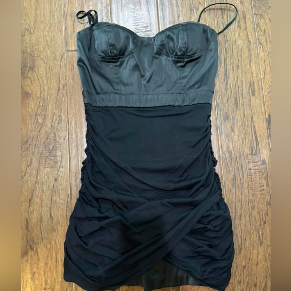 Mystic size medium from ModCloth. Sexy black dress. $25 GUC only worn once